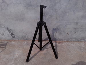 報(bào)警器三角支架